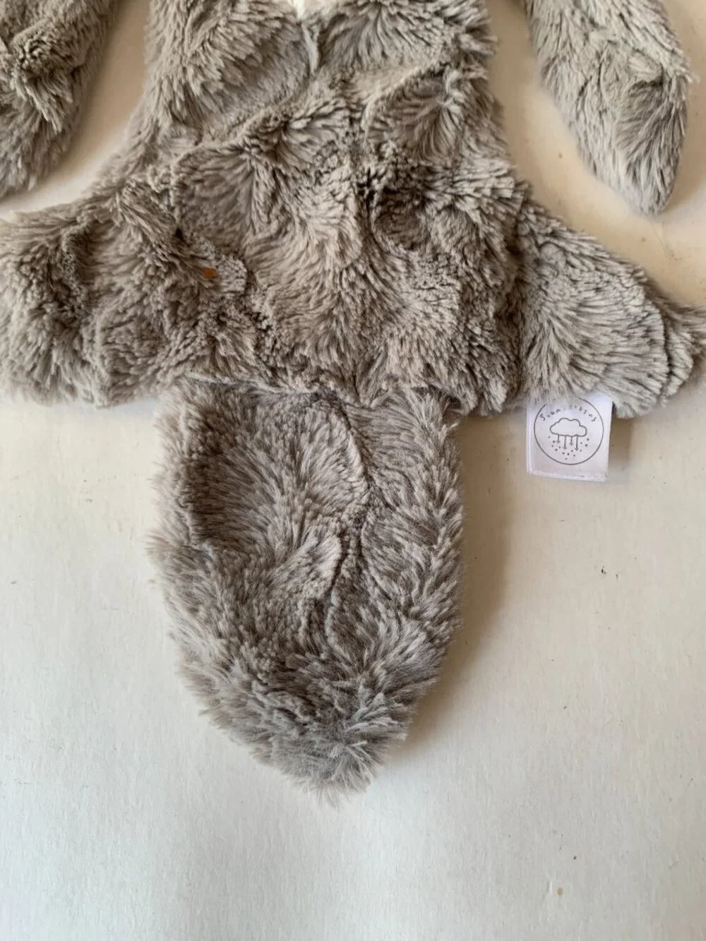 SLUMBERKINS LIGHT GRAY WHITE OTTER SNUGGER STUFFED ANIMAL PLUSH  18